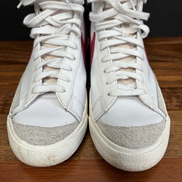 Nike Blazer Mid 77 Brick Red and White Athletic Hightop Sneakers Shoes - Picture 10 of 15